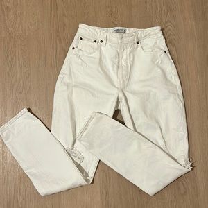 Abercrombie Curve Love High Rise Skinny Jean